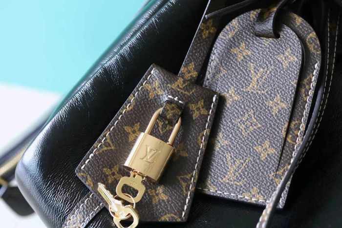 PM Express Keepall “26*17*13.5CM” 069