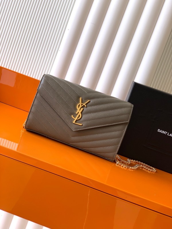 CASSANDRE CHAIN WALLET  22.5*14*4CM  -084=