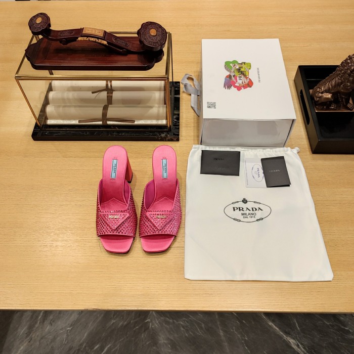 Crystal Silk Logo Mule (Female)36-41=