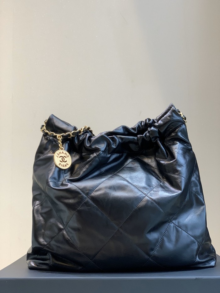 25P 22 Bag Large Shiny Lambskin “42x39x8cm” -0311 =AS3261