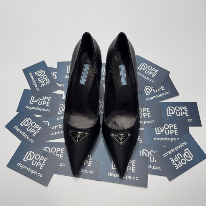 Triangle Logo Slingback Pumps (Female)36-41