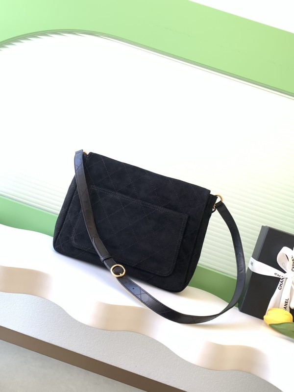 26C Messenger Medium Suede “25x30x7cm” -087 =AS5886