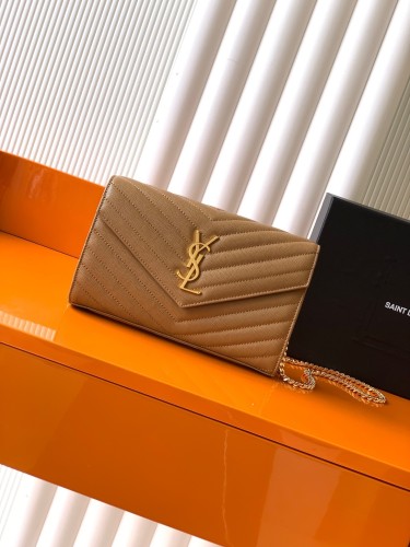 CASSANDRE CHAIN WALLET  22.5*14*4CM  -084=