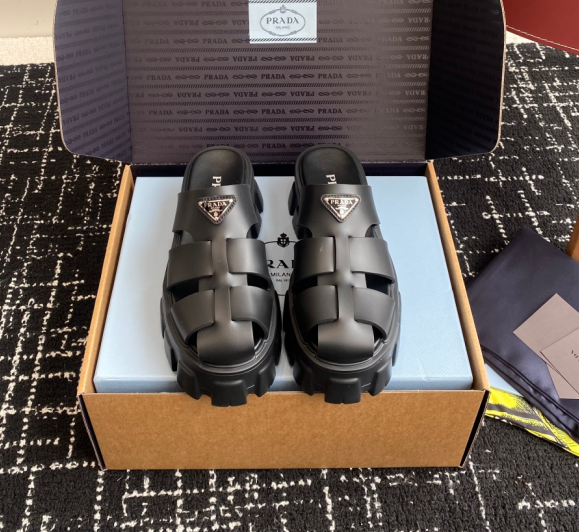 Monolith Rubber Cages Mules (Female)36-41=