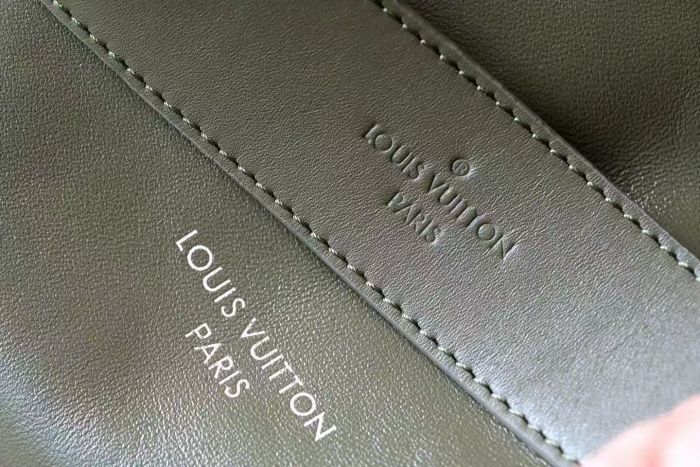 GM Carryall Dark Crossbody Bag “39*30*15CM” 067