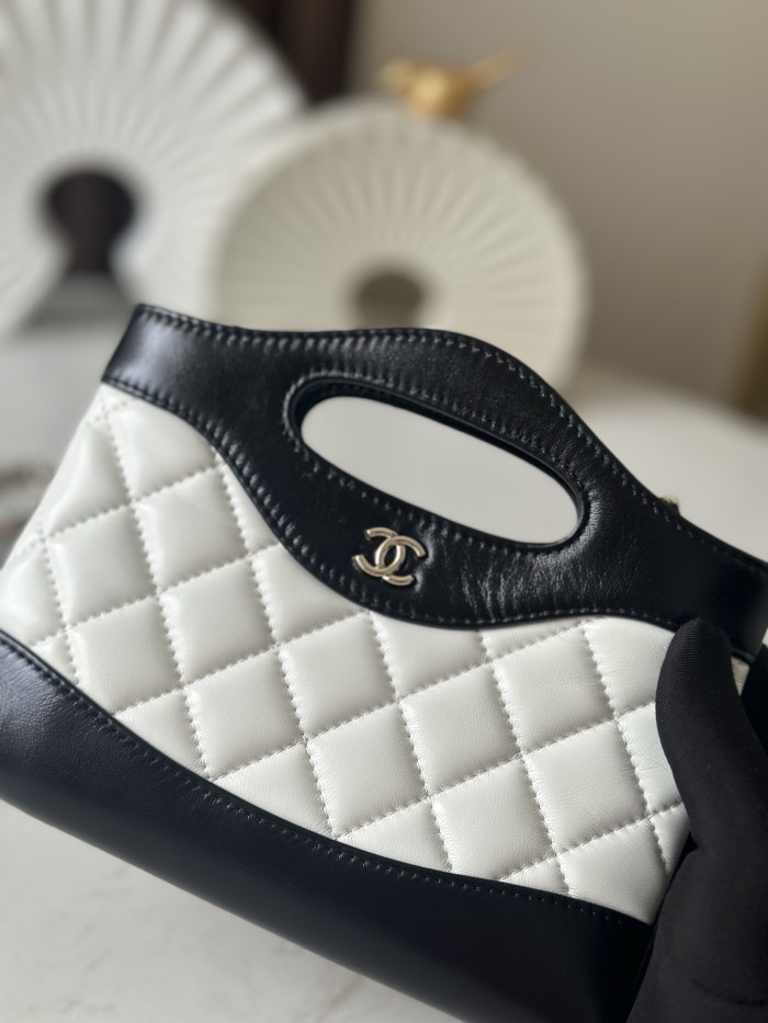 24S 31 Bag Mini Shopping Bag Lambskin “20x17.5x5cm” -085 =AS3656