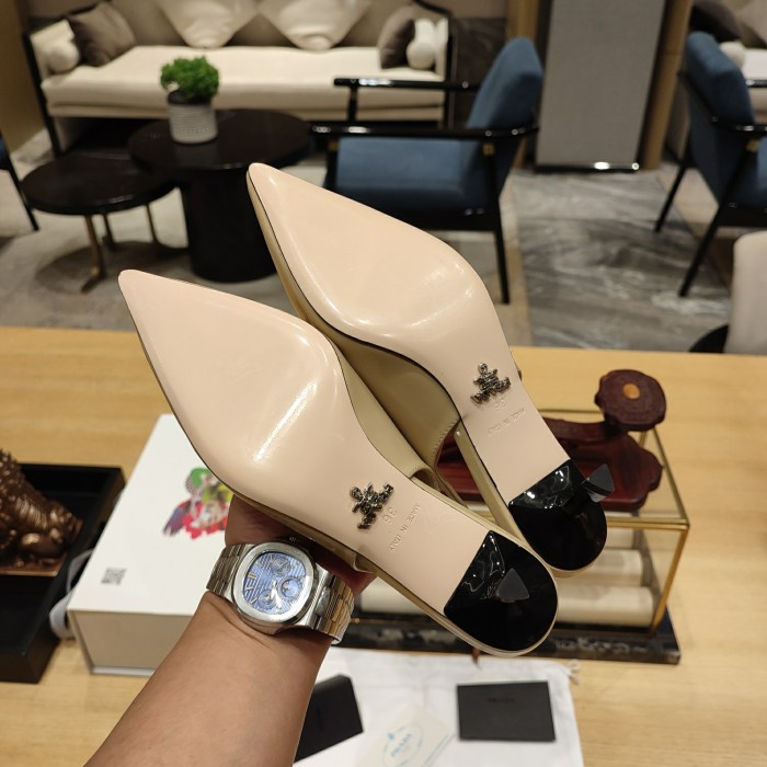 Triangle Logo Pointed-Toe Kitten Heel Slingbacks (Female)36-41=