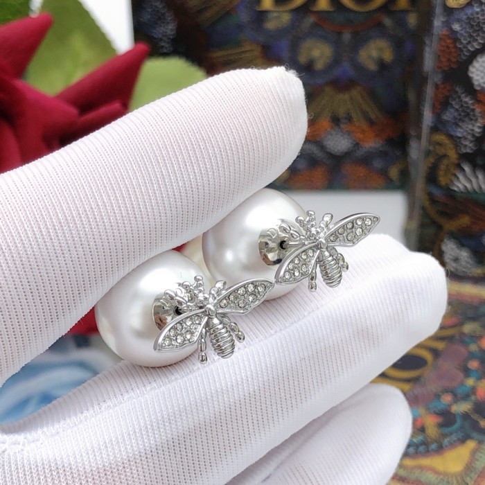 Earring 24=