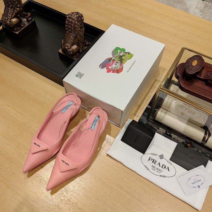 Leather Slingback Pumps with Triangle Logo(Female)36-41=