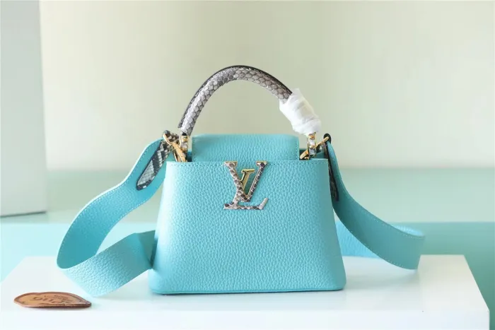 Capucines East West Mini “22*12*8CM” 0501