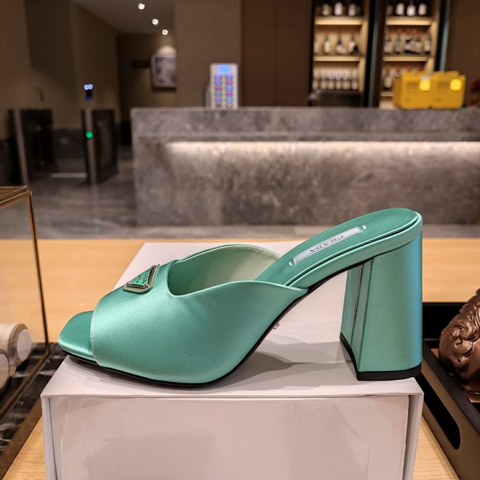 Satin Triangle Logo Block Heel Mules (Female)36-41=