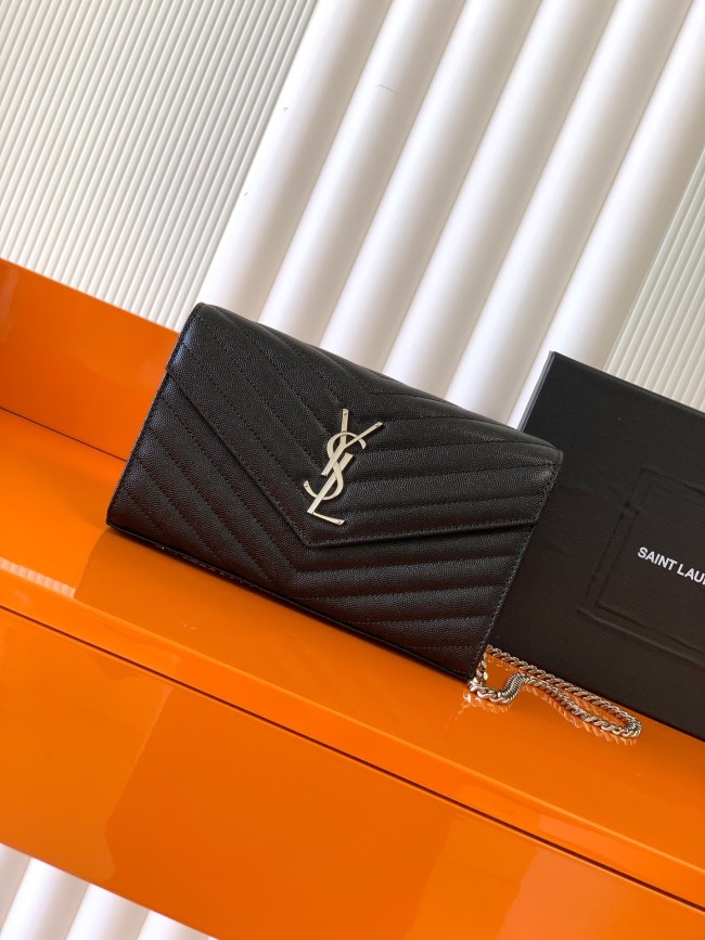 CASSANDRE CHAIN WALLET  22.5*14*4CM  -084=