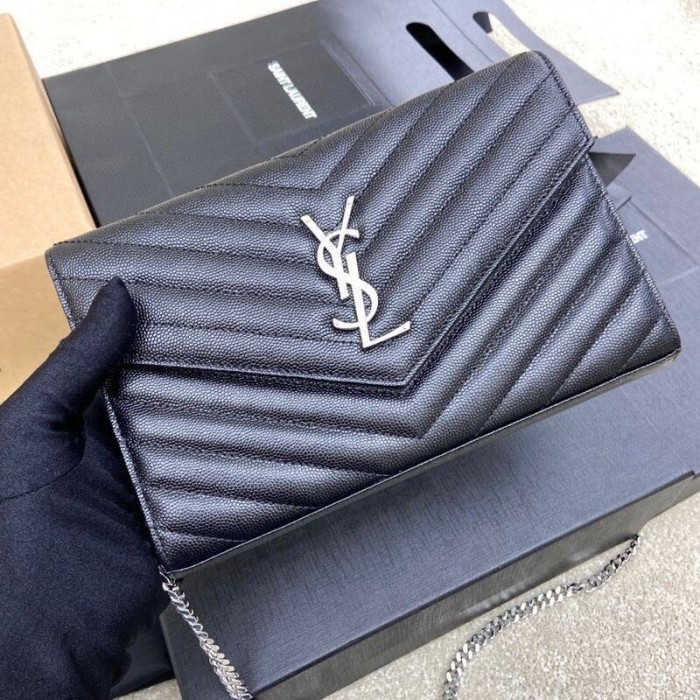 CASSANDRE CHAIN WALLET  22.5*14*4CM  -084=