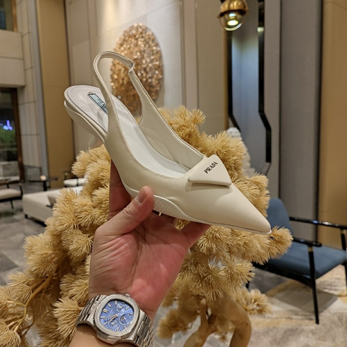 Leather Slingback Pumps with Triangle Logo(Female)36-41=