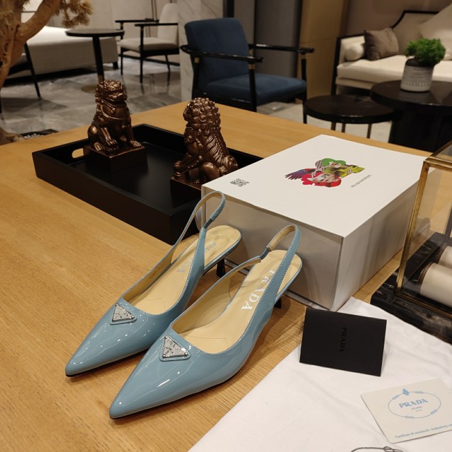 Triangle Logo Pointed-Toe Kitten Heel Slingbacks (Female)36-41=