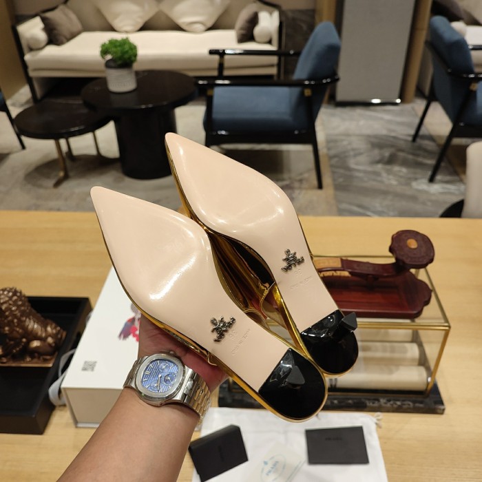 Triangle Logo Pointed-Toe Kitten Heel Slingbacks (Female)36-41=