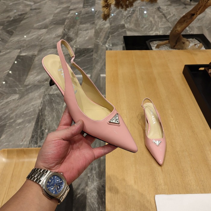 Triangle Logo Pointed-Toe Kitten Heel Slingbacks (Female)36-41=