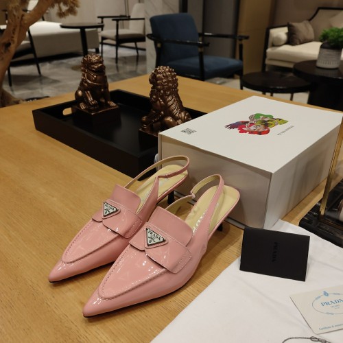 Triangle Logo Pointed Toe Kitten Heel Slingbacks (Female)36-41=