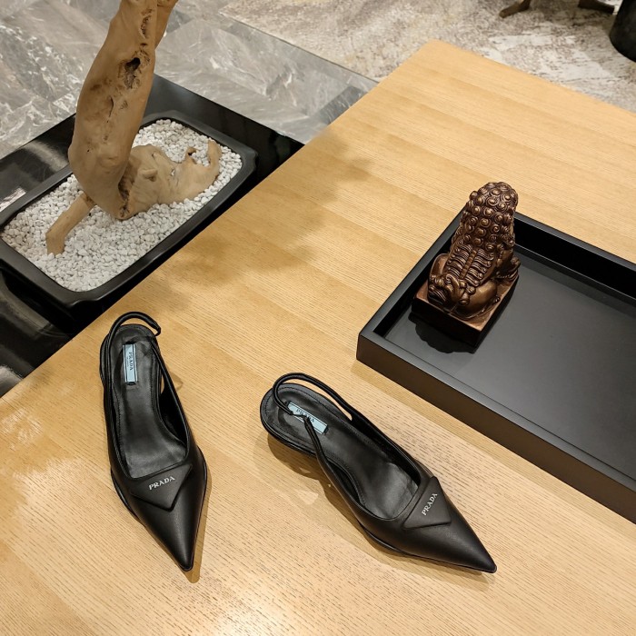 Leather Slingback Pumps with Triangle Logo(Female)36-41=