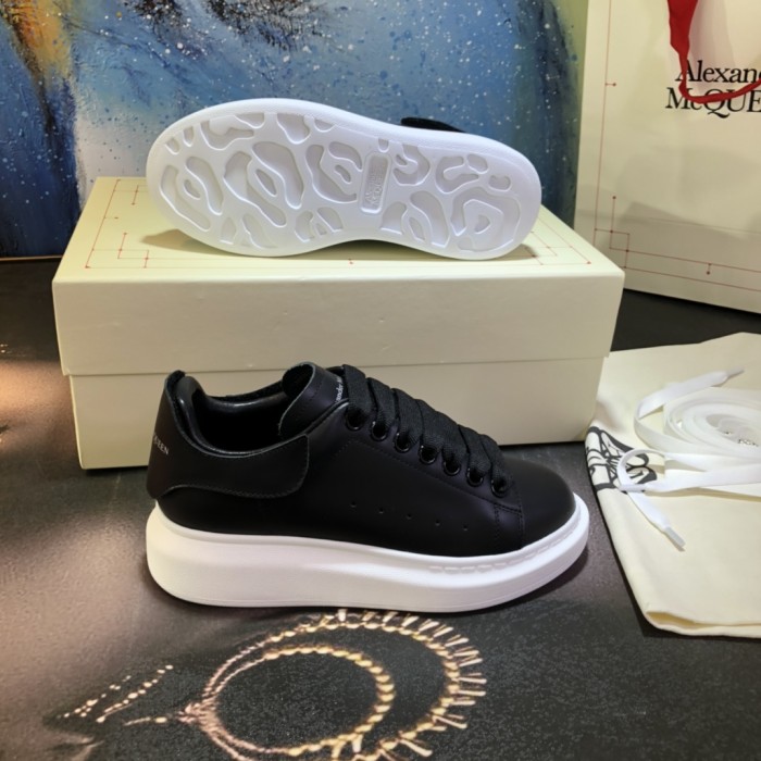 Oversized Sneaker(Unisex)36-45=