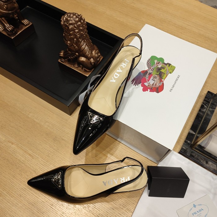 Triangle Logo Pointed-Toe Kitten Heel Slingbacks (Female)36-41=