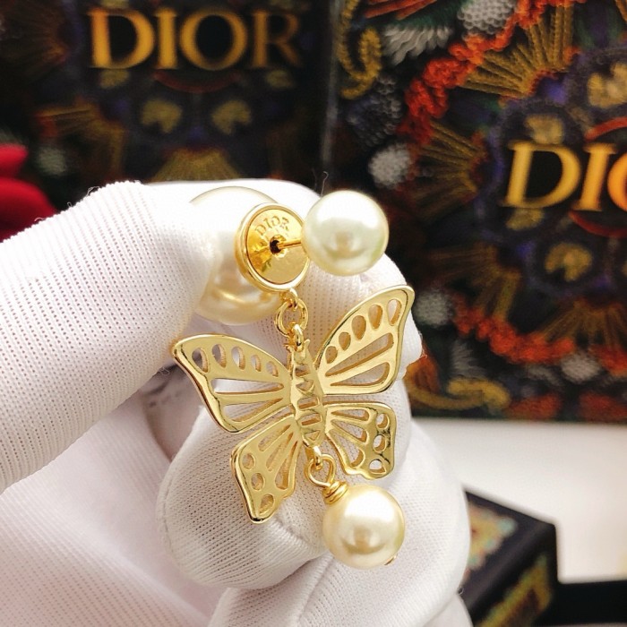 Earring 84=
