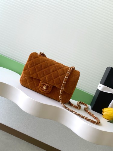 26C Classic Flap Mini Suede “14x20x6cm” -076 =AS5989