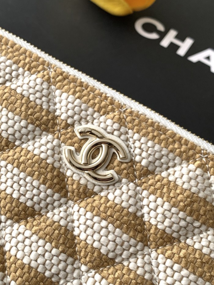 26C Clutch Medium Striped Raffia “15.6x26x9cm” -005 =AS4989