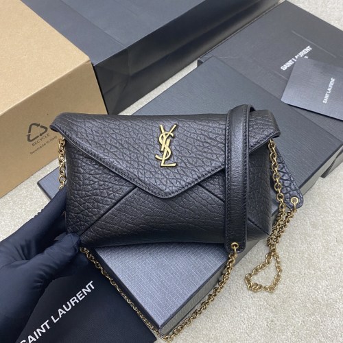 CASSANDRE CHAIN POUCH  19*12*3CM  -055=