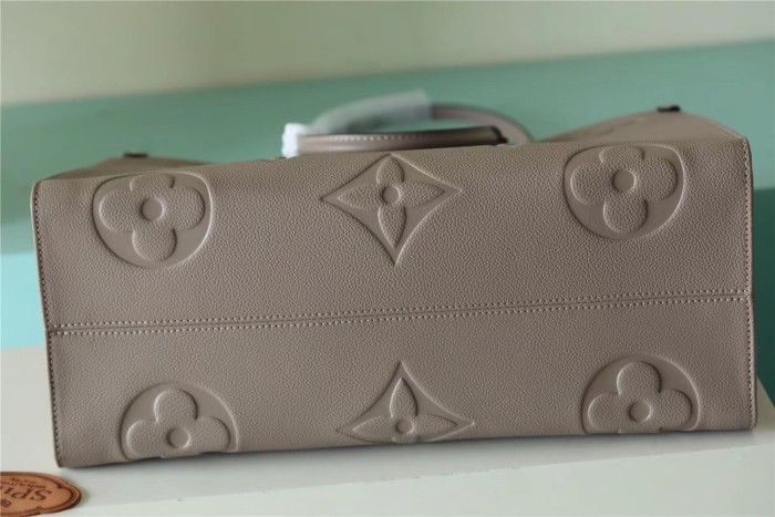 GM Onthego Tote “41*34*19CM” 078