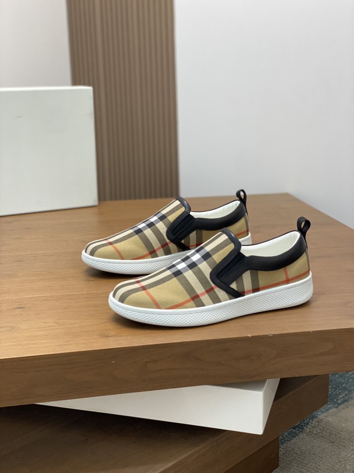 Slip On Sneaker(Male)38-45=