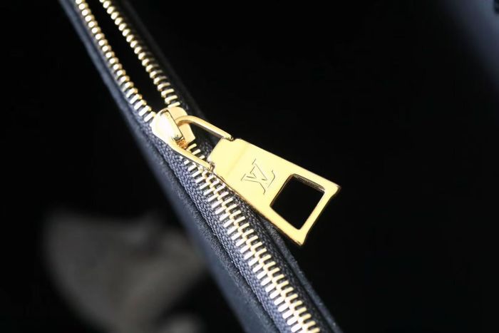 Avenue MM “39*26*16CM” 009