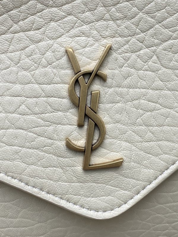 Cassandra  23×16.5×6CM  -055=
