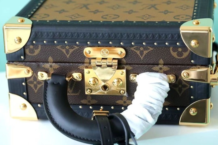 Valisette Tresor Shoulder Bag “22.5*16*11CM” 0011