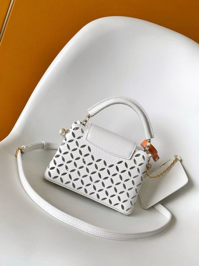 Capucines East West Mini “22*12*8CM” 0411