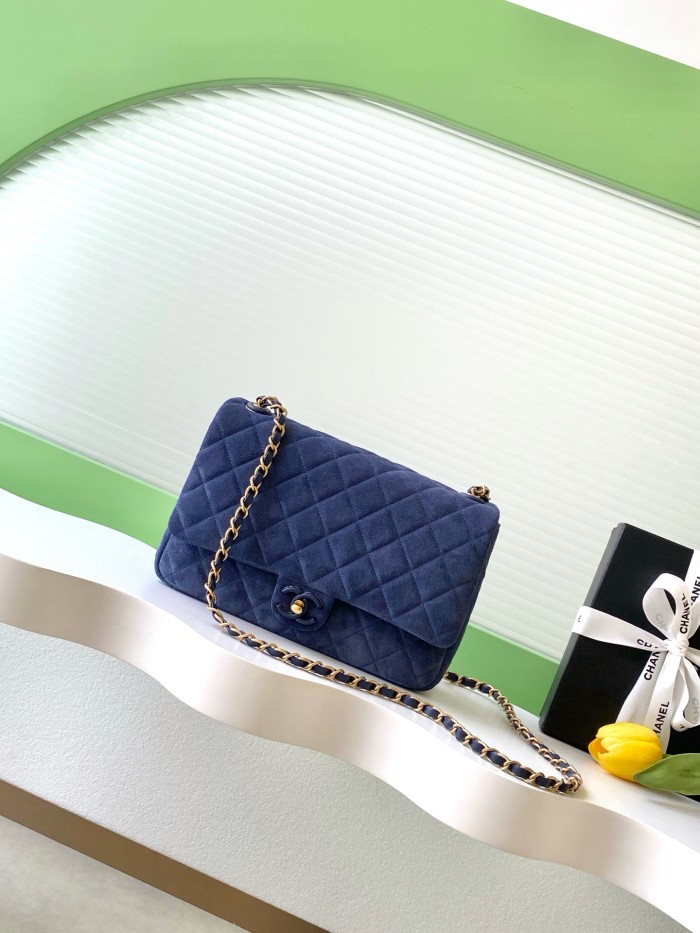 26C Classic Flap Medium Suede “18x26x7cm” -027 =AS5987