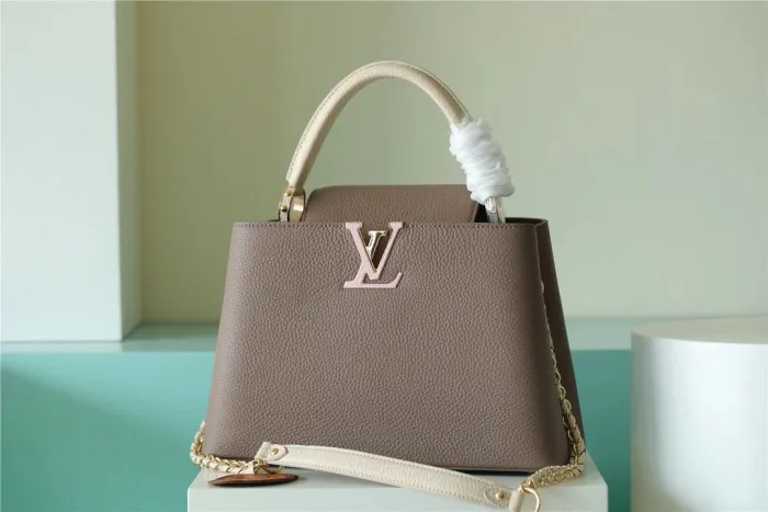 Capucines East West MM Bag “31.5*21*11CM” 0211