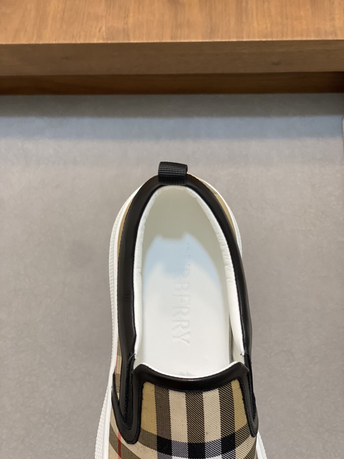 Slip On Sneaker(Male)38-45=