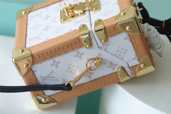 The Camera Box Shoulder Bag “16*13*7.5CM” 0801
