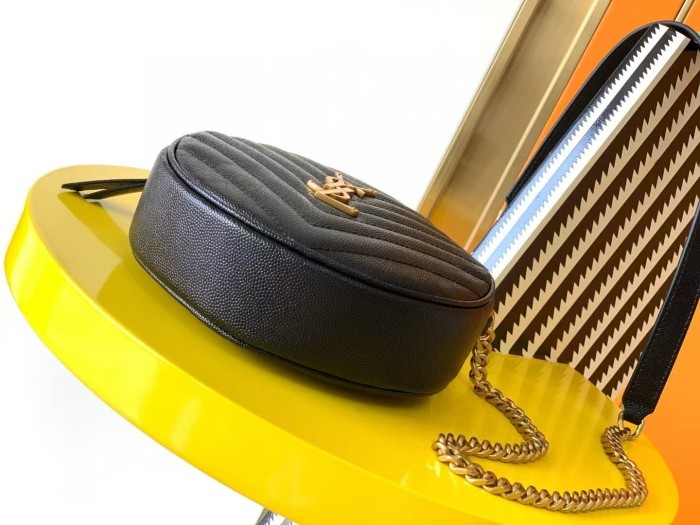 Vinyle  17*17*5.5CM -005=