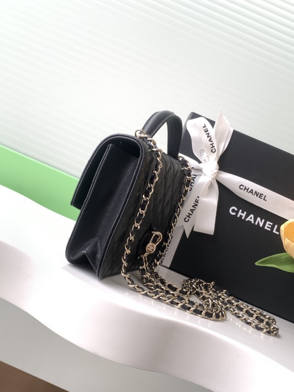 25C Mini Flap Top Handle Caviar “14x18x3cm” -056 =AP4406