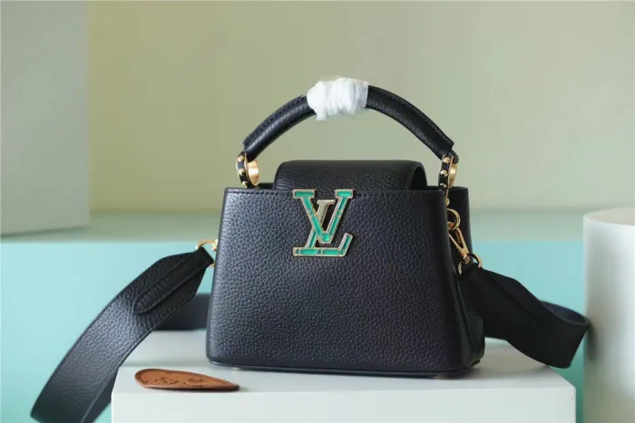 Capucines East West Mini “22*12*8CM” 0311