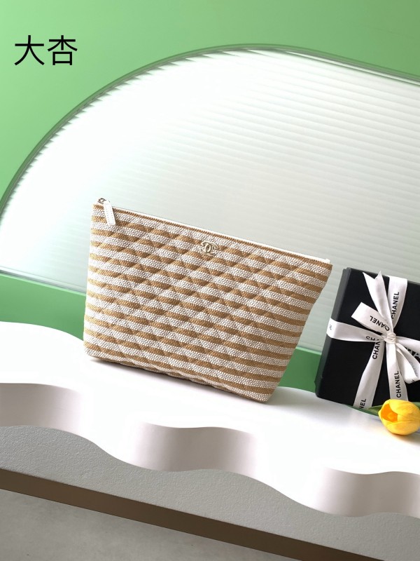 26C Clutch Large Striped Raffia “19.6x33.7x12cm” -025 =AS4988