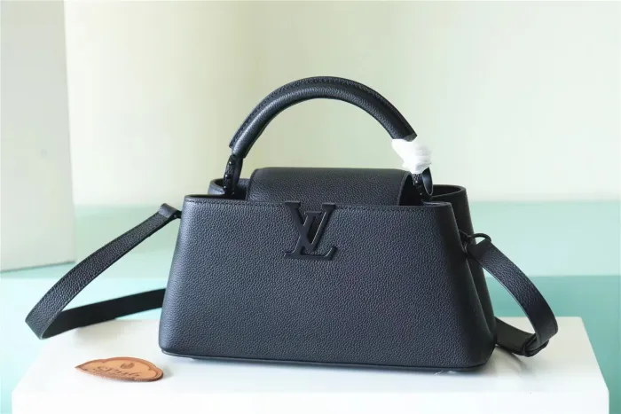 Capucines East West PM Bag “28*18*9CM” 0611