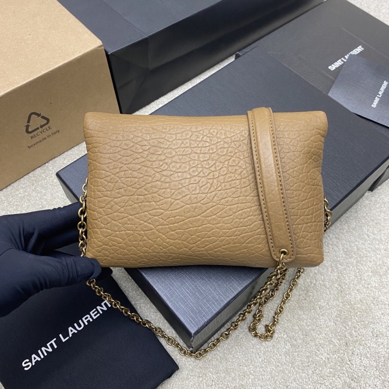 CASSANDRE CHAIN POUCH  19*12*3CM  -055=