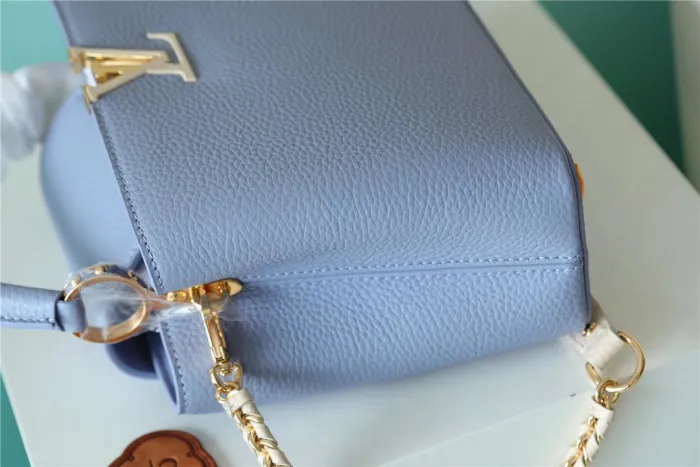 Capucines East West PM Bag “28*18*9CM” 0201