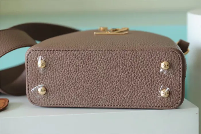 Capucines East West Mini “22*12*8CM” 0311