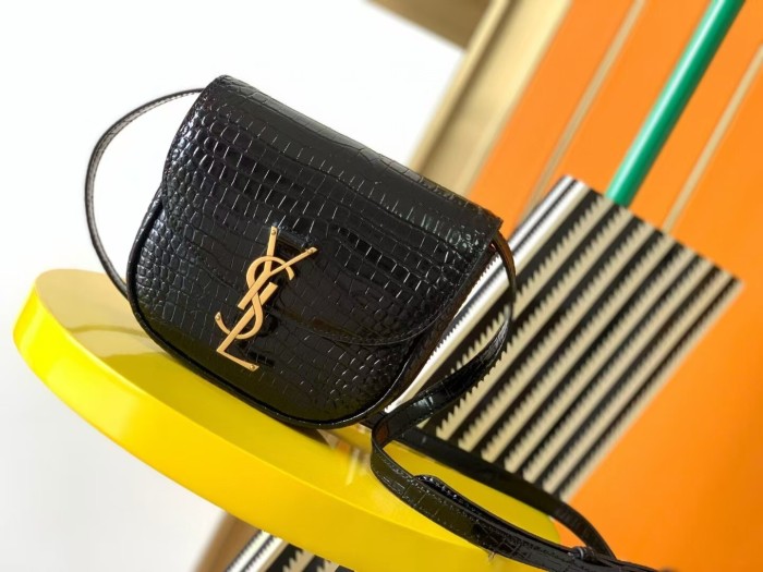 YSL  18*15.5*5CM -055=
