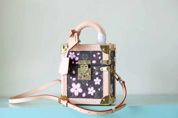 The Camera Box Shoulder Bag “16*13*7.5CM” 0801