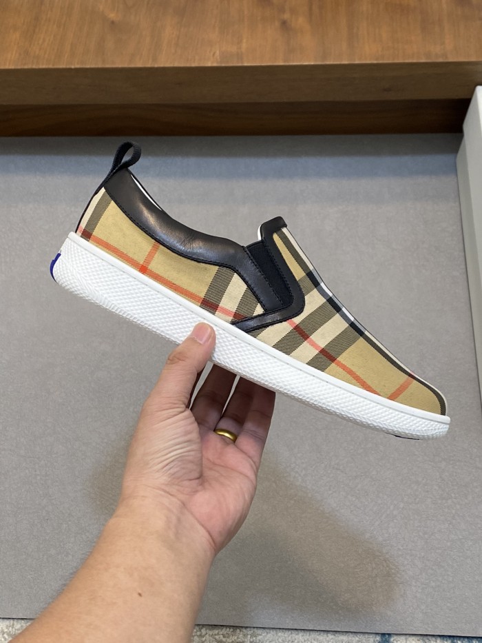 Slip On Sneaker(Male)38-45=